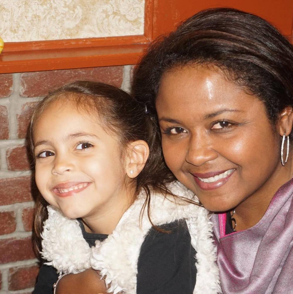 Meet your Posher, Ayesha